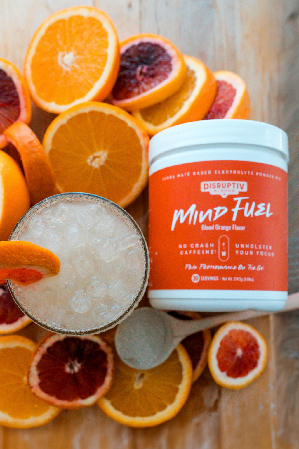 Blood Orange 04 - Mind Fuel Blood Orange mixed in a glass with the tub and citrus